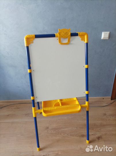 Доска, мольберт для школьника магнитная и для мела