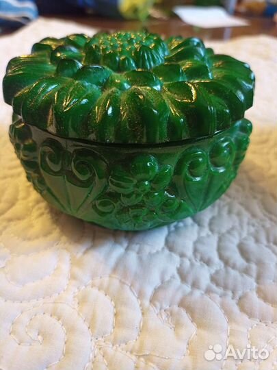 Малахитовая шкатулка