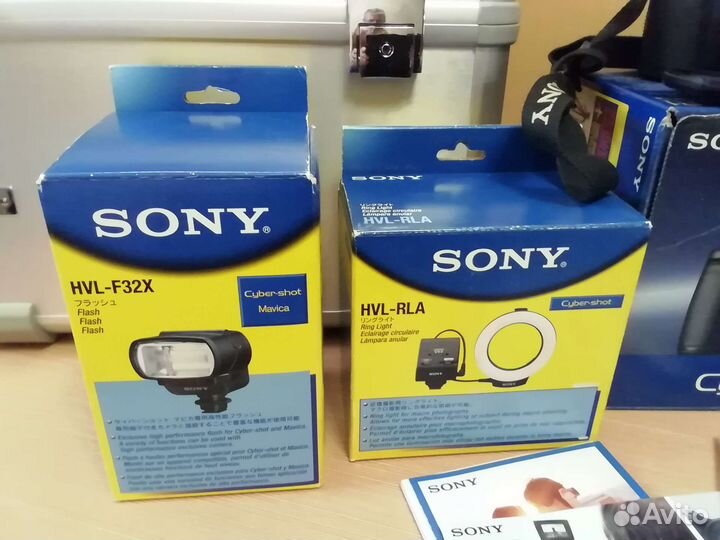 Sony Cyber-Shot DSC-R1 с комплектом принадлежн