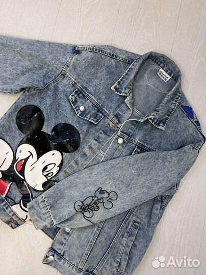 Джинсовая куртка