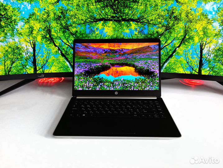 Ноутбук HP / Intel Core i3 / 240 Gb SSD