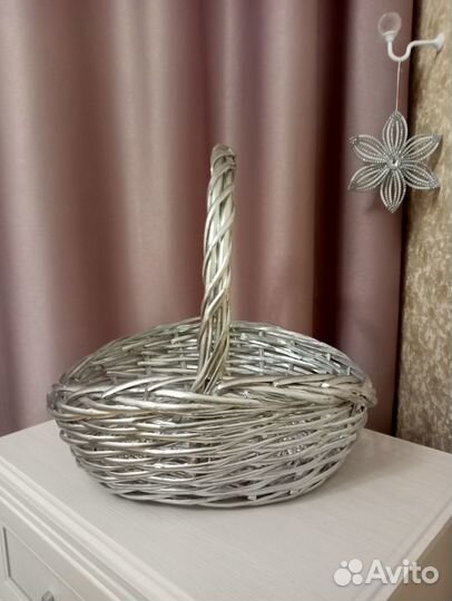 Корзина плетеная большая