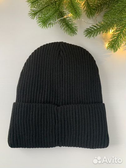 Женская зимняя шапка