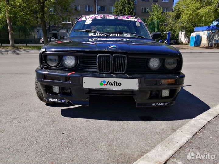 BMW 3 серия 2.0 МТ, 1985, битый, 220 000 км