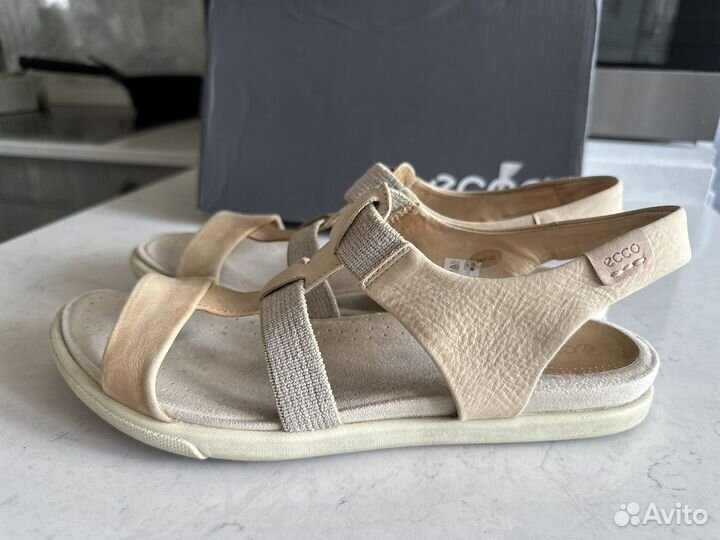 Сандалии Ecco 41. Кожа