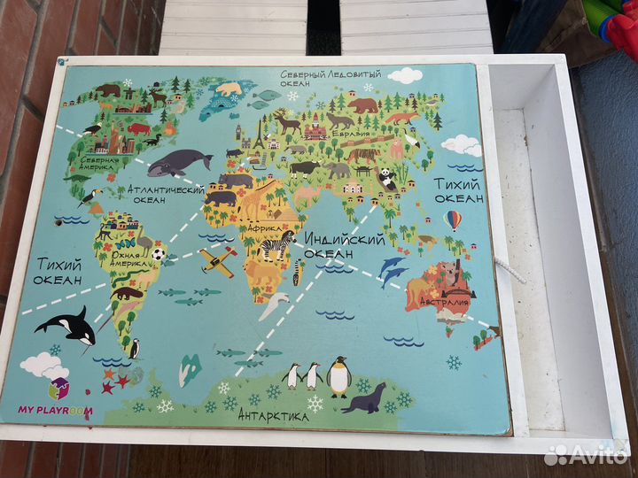 Детский стол со стульями