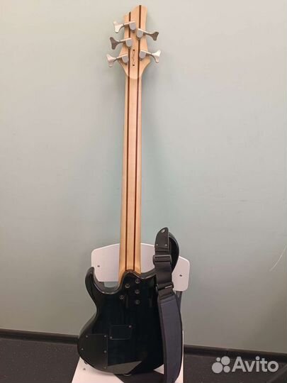 Бас гитара Ibanez BTB 405QM