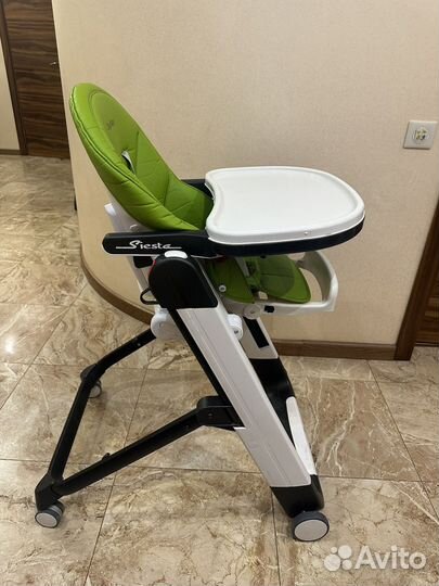 Стульчик для кормления Peg Perego Siesta Follow Me