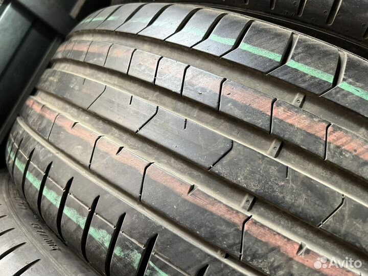 Pirelli P Zero PZ4 225/40 R20