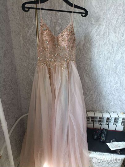 Вечернее платье в пол