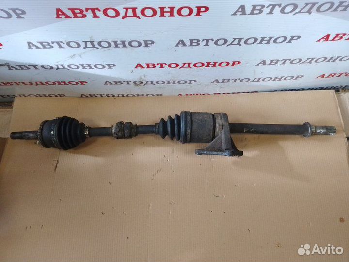 Полуось привод передний правый Nissan Primera P12