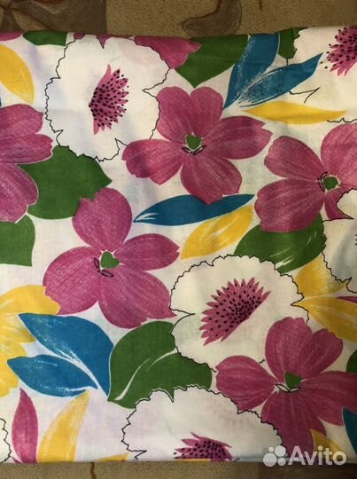 Ткань желтый атлас