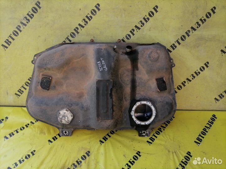 Бак топливный (бензобак) Mitsubishi Galant 9 (Dj