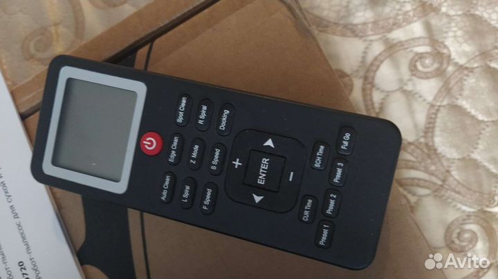 Робот пылесос Seebest D730