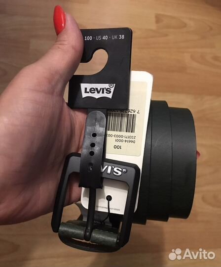 Мужской кожаный ремень levis