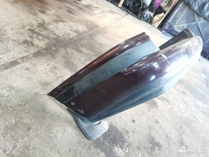 Задний бампер Toyota carina e универсал