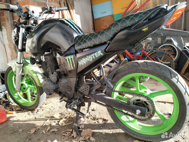 Мотоцикл Racer nitro 200