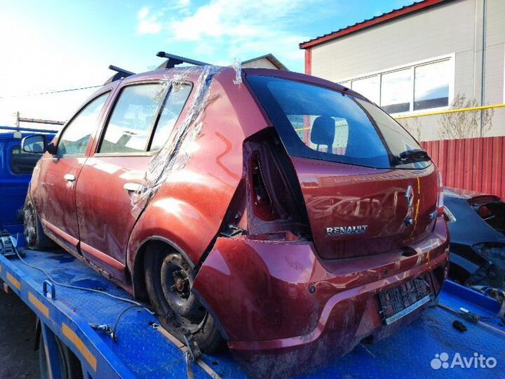 Кузов на запчасти Renault Sandero