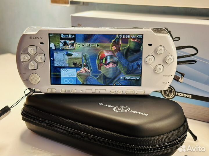 Sony PSP-3008 White 64 Gb(big pack,3100 игр)