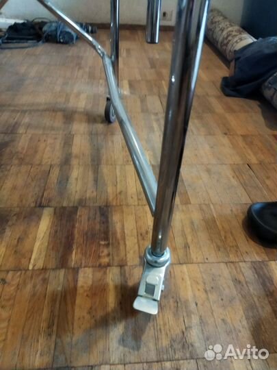 Ходунки новые на колесах для инвалидов