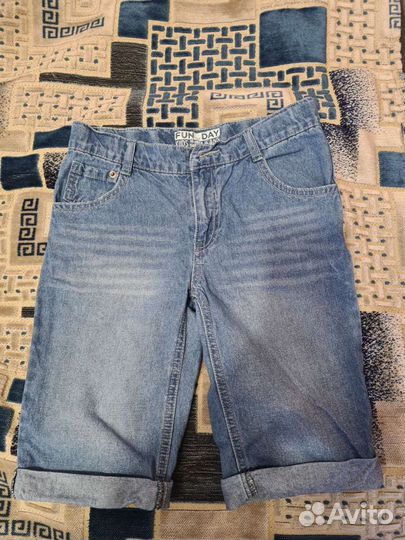 Шорты на мальчика размер 140.10 лет
