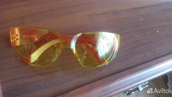 Новые защитные очки