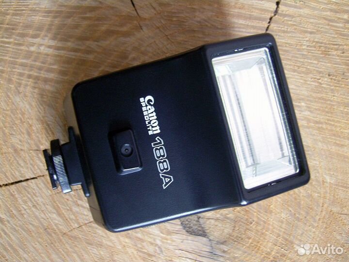 Вспышка Canon Speedlite 188A