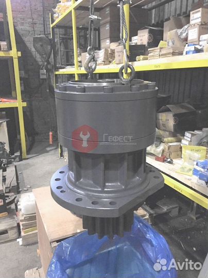 Редуктор поворота Komatsu PC450-8 208-26-00210
