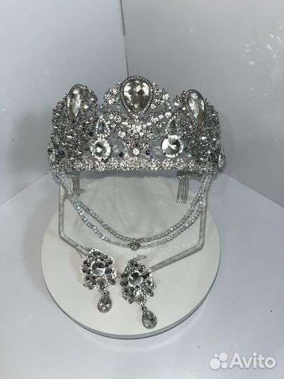 Корона ручной работы