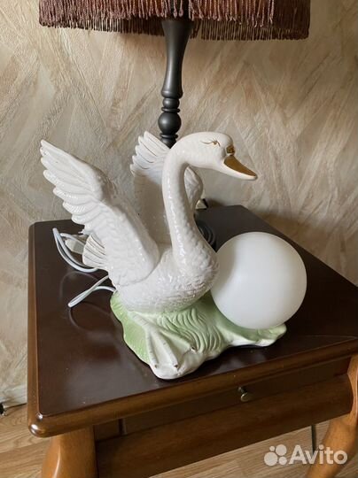 Светильник настольный. Италия