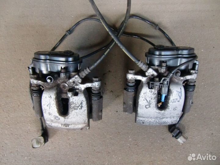 Суппорт тормозной задний Mercedes S class W222