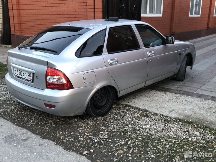 Капот приора