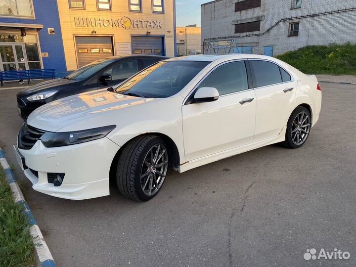 Honda Accord 2.4 AT, 2008, 241 000 км