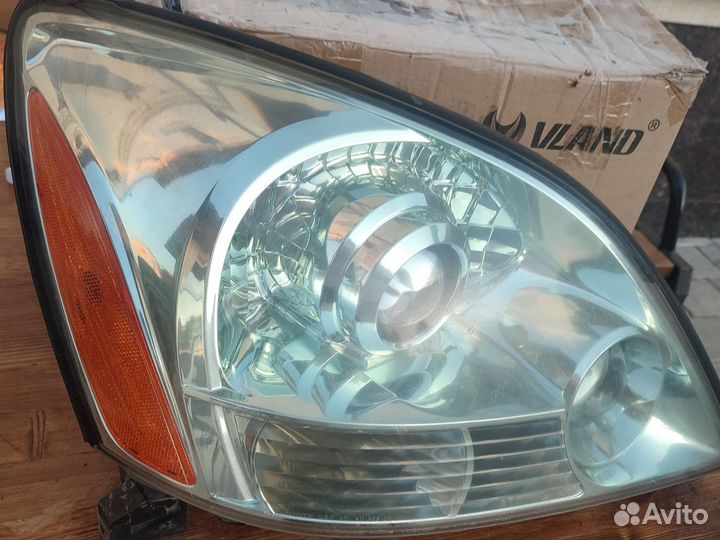 Фара на lexus GX 470 правая