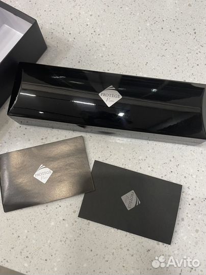 Шариковая ручка Protege в серебре