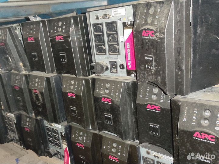 Источник бесперебойного питания APC 750