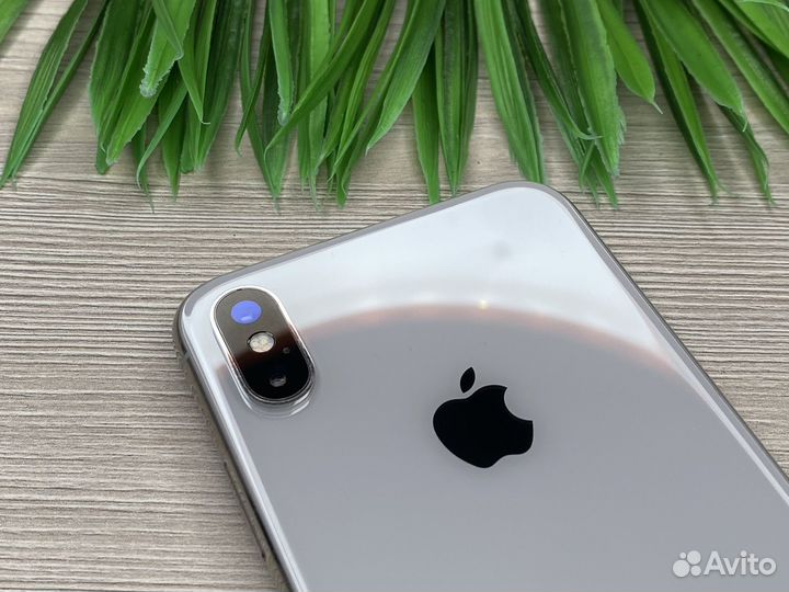 iPhone X 64GB White