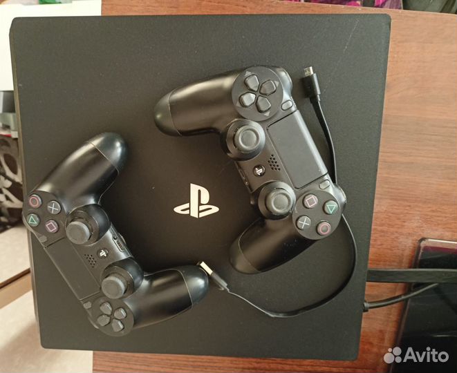 Sony PlayStation 4 pro 1tb полная комплектация