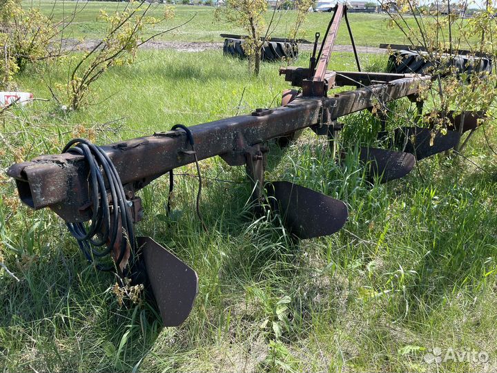 Плуг Одессапочвомаш ПЛН 5-35, 2000