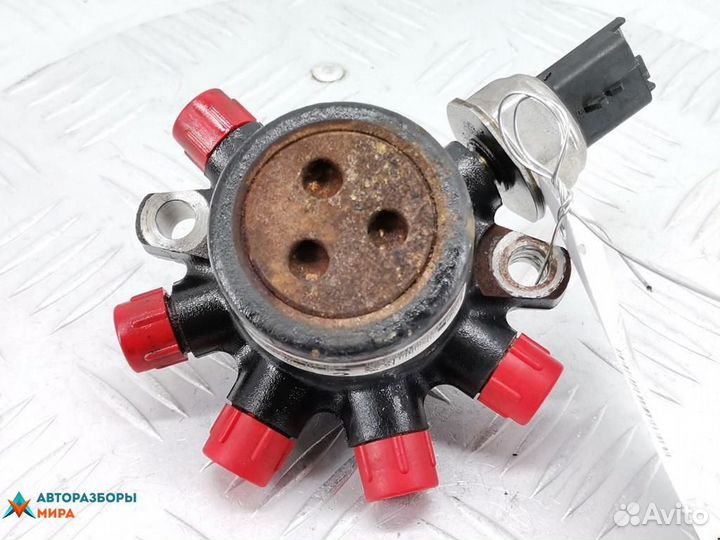 Датчик давления топлива Ford Focus 2 рест. 2009