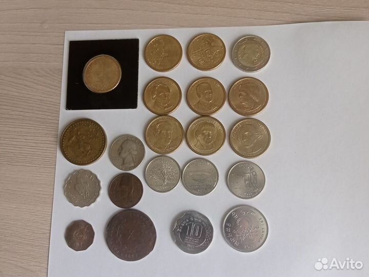 Набор иностранных монет