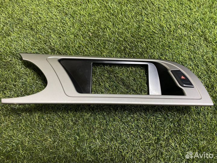 Накладка консоли панели приборов Audi A4 B8 1.8 T