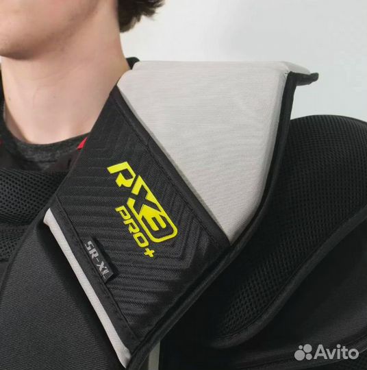 Вратарский нагрудник Warrior Ritual X3 Pro+ Sr