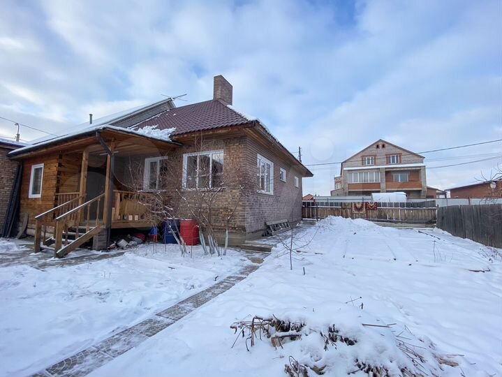 Дом 280 м² на участке 8 сот.