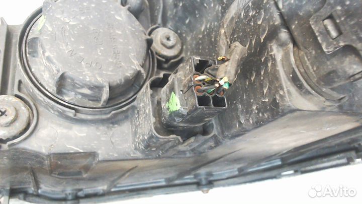 Фара (передняя) SsangYong Kyron, 2009