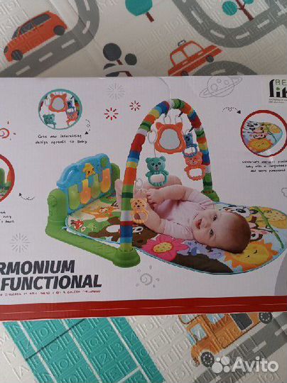 Развивающий коврик с пианино