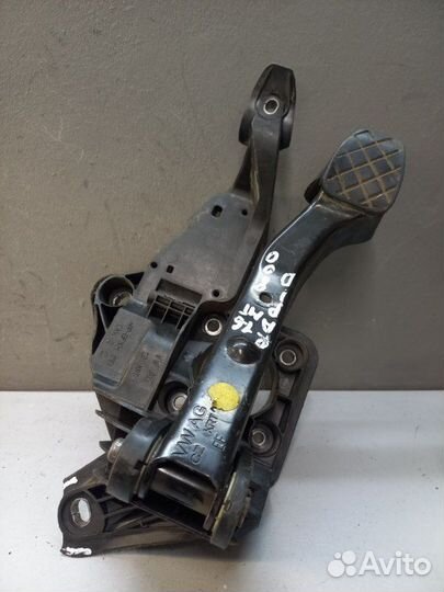 Педаль тормоза Skoda Rapid CFN 2014