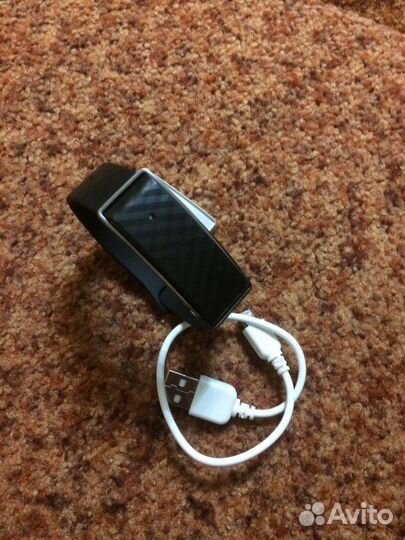 Фитнес браслет honor