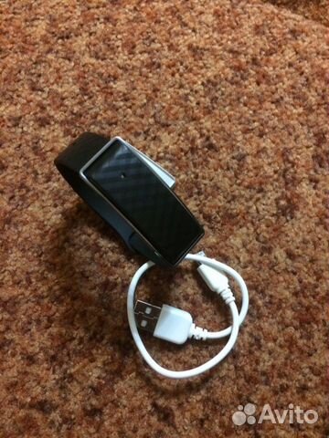 Фитнес браслет honor