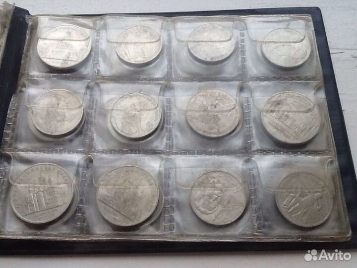 Набор юбилейных рублей СССР 64штуки + альбо